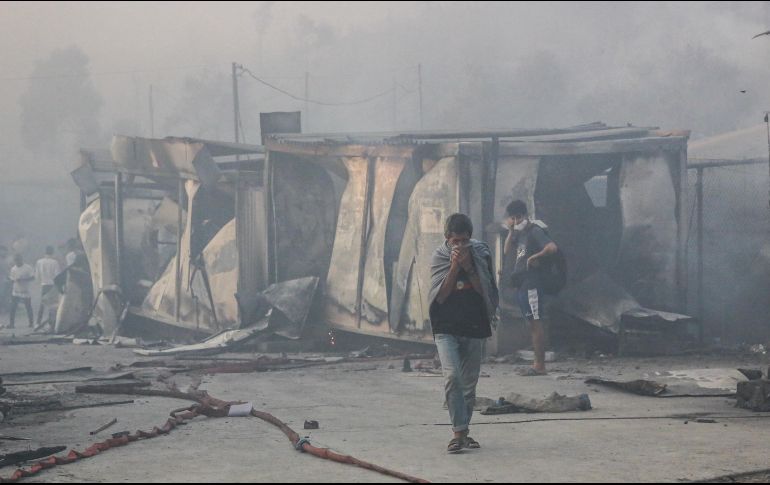 En el incendio de la pasada madrugada, que milagrosamente no dejó víctimas, quedó destruido el 80 por ciento del recinto. AFP / M. Lagoutaris
