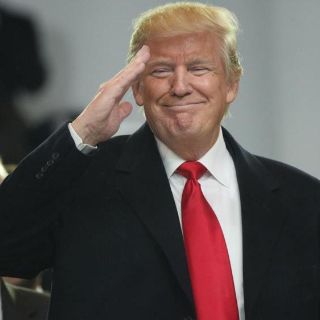 Trump restó importancia al COVID-19 de forma intencional, revela periodista