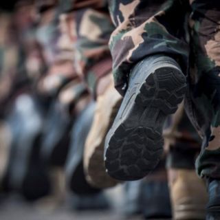 EU retirará a miles de soldados de Iraq y Afganistán para noviembre