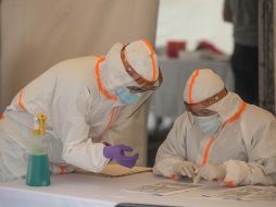 La SSM recomendó a los padres y madres de familia enseñar a sus hijas e hijos a portar correctamente el cubrebocas y a seguir las medidas de higiene recomendadas. EFE/ARCHIVO