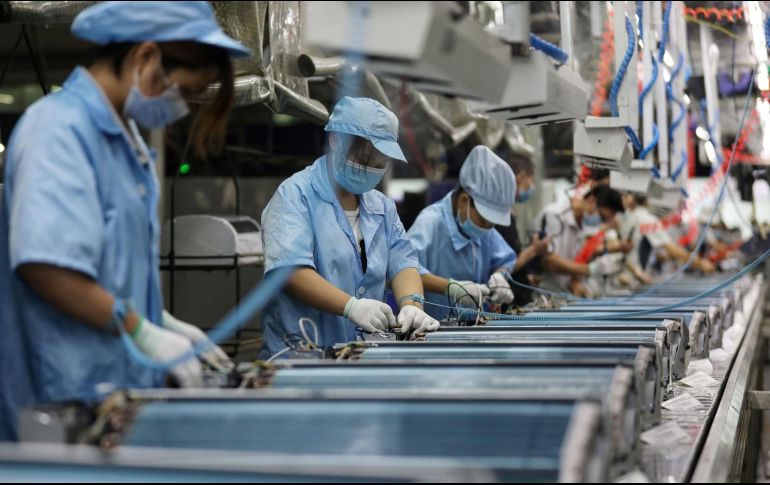 Las industrias manufactureras se incrementaron 11% a tasa mensual. AFP/ARCHIVO