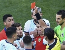 En medio de su conflictiva relación con Barcelona, el astro Lionel Messi recibió una buena noticia. AFP / ARCHIVO