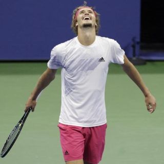 Zverev se transforma y avanza a la final del Abierto de EU