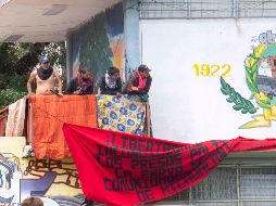 Los estudiantes mantienen retenidos a veinte autobuses y sus operadores. SUN