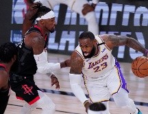 LeBron James aportó 29 puntos para el triunfo de su equipo. AP/M. Terrill