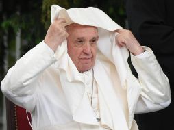 Comúnmente, el Papa se reúne sin máscara con sus interlocutores, que vienen a visitarlo al palacio episcopal. EFE / ARCHIVO