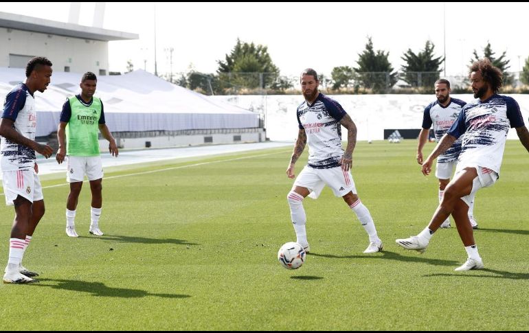 El francés Karim Benzema se exhibió con cuatro anotaciones, en un duelo donde también marcaron Sergio Ramos y el canterano Sergio Arribas. TWITTER / @realmadrid