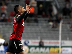 El zaguero se dice motivado y convencido de haber superado al cien por ciento su lesión, pero sabe que no será sencillo adueñarse de un puesto en el equipo de Diego Cocca. AFP / ARCHIVO