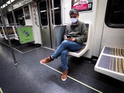 El nuevo balance supone 51 mil 406 contagios más que el lunes y mil 250 nuevos fallecimientos. EFE/E. Laurent