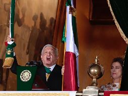 Tras gritar las clásicas arengas a los héroes patrios, se encendió la 