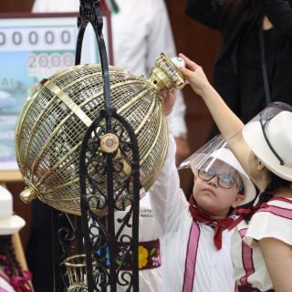 Revelan ganadores de rifa del avión presidencial en Tamaulipas, Sinaloa e Hidalgo