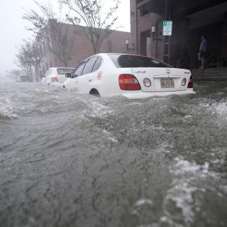 El huracán “Sally” provoca inundaciones en Sur de EU