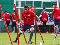 Gilberto Sepúlveda llega al Clásico motivado por el llamado a la Selección Nacional. TWITTER/Chivas