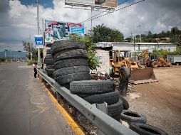 Llanatas acumuladas en avenida Tonaltecas y la calle Cihualpilli. EL INFORMADOR/F. Atilano