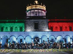DE LUJO. El encuentro tuvo entre sus escenarios el Patio Mayor del Museo Cabañas, donde se presentó la OFJ con los mariachis Vargas de Tecalitlán y Nuevo Tecalitlán. CORTESÍA