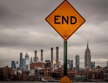 Se cree que el número real es mucho mayor en parte porque muchas muertes por COVID-19 probablemente se atribuyeron a otras causas, especialmente al principio, antes de las pruebas generalizadas. AFP / ARCHIVO