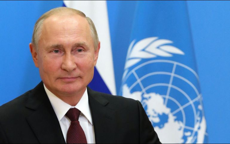 El mandatario dice que su país está abierto a suministrar a otras naciones la denominada ''Sputnik V'', que según destacó se ha demostrado ''segura'' y ''efectiva''. EFE / M. Klimentyev