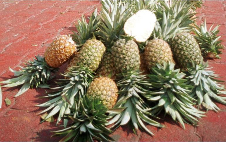 La piña es rica en vitaminas A, C, K, B6 y ácido fólico, así como sodio, potasio, calcio, magnesio, hierro, y manganeso. NTX / ARCHIVO