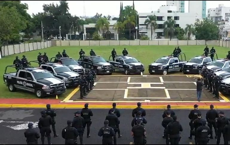 Presentación de la “Fuerza de Reacción” de la Policía Metropolitana en las afueras de Casa Jalisco. ESPECIAL