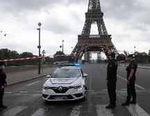 La operación fue el resultado de una llamada que alertaba que había una bomba dentro de la torre, dijo una persona que pertenece a la administración del monumento. AP / M. Euler