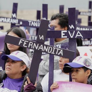 Buscan apoyar con dispositivos electrónicos a huérfanos de víctimas de violencia en Jalisco