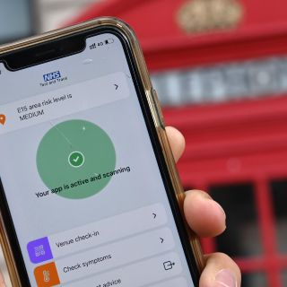 Reino Unido alcanza nuevo récord de casos de coronavirus en un día