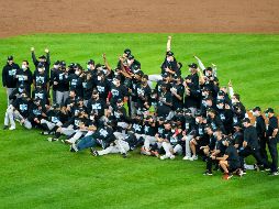 Tras vencer a los Yankees, el equipo se convirtió en el primero en llegar a los playoffs en el año posterior a una temporada con 100 derrotas. AP / C. Sipkin