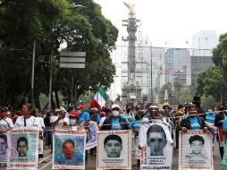 Más de 800 personas forman parte de la marcha, calculan autoridades. SUN/C. Mejía