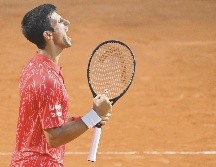 Djokovic afirma que ha dado negativo a COVID-19 en numerosas ocasiones. AFP/R. Antimiani