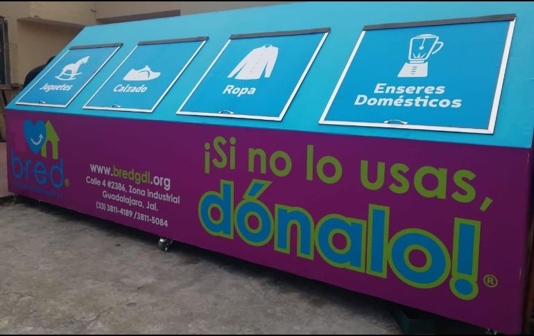 Los contenedores para recibir donativos se ubican en el exterior de algunas parroquias de Guadalajara, Zapopan y Tlaquepaque, teniendo como fecha límite el 18 de octubre. FACEBOOK/@bredguadalajara