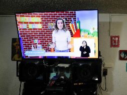 La juzgadora dijo que, si la escuela no tiene televisión para darle a la niña, todas las autoridades educativas deberán participar para facilitarle el aparato. AP/ARCHIVO