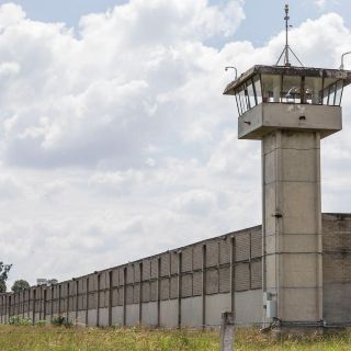 Reina incertidumbre entre familiares de Cefereso de Puente Grande