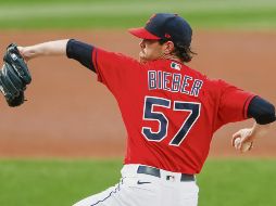 PREPARADO. Shane Bieber, as de pitcheo de los Indios, iniciará hoy frente a los Yankees. AFP• R. Schwane