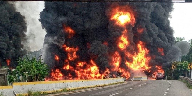 Explota pipa en Para&iacute;so, Tabasco; hay cuatro muertos