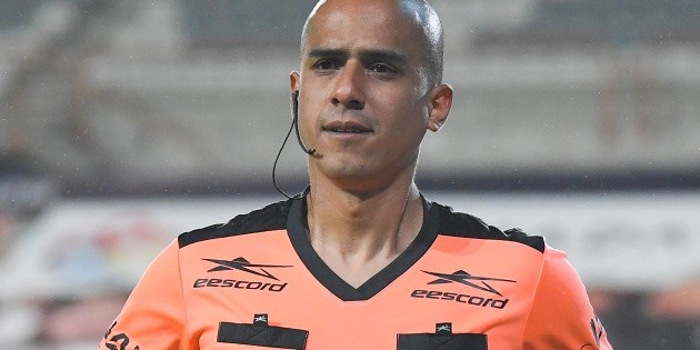 Otro &aacute;rbitro de la Liga MX da positivo por coronavirus