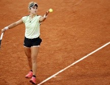 La mexicana, que cumplió 23 años este miércoles, no pudo celebrar la efeméride logrando la gesta de colarse entre las 32 mejores del torneo. EFE / Y. Valat