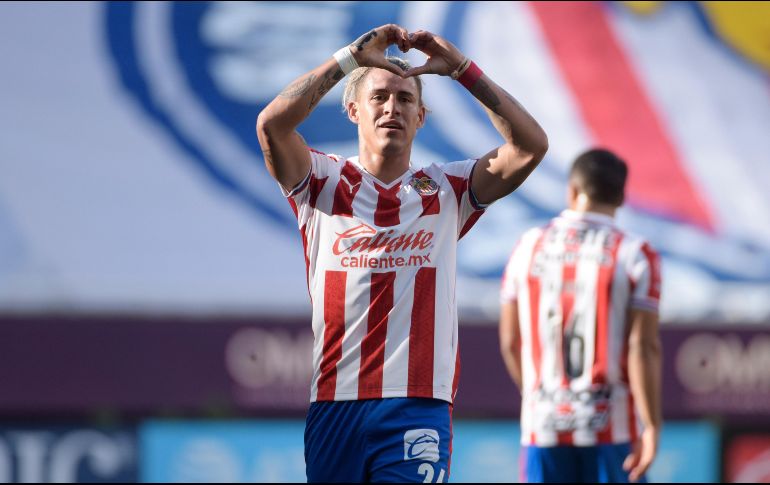 Sabe “Chicote” Calderón que así como el Guadalajara te da si andas bien, también es peligroso cuando no se cumplen con las expectativas. Imago7