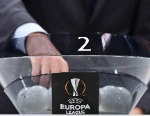 Los dos primeros de cada grupo se clasificarán para los dieciseisavos de final, que serán completados con los equipos que hayan terminado terceros de sus llaves en Champions League. AFP / H. Cunningham