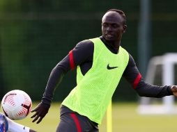 El delantero del Liverpool Sadio Mané, ha dado positivo en COVID-19, por lo que estará aislado 