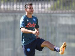 Se espera que el próximo lunes se hagan más pruebas al equipo, dejando en el aire que Lozano pueda viajar a Holanda. TWITTER / @sscnapoliES