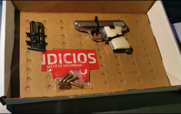 El sujeto, de 29 años de edad, fue detenido en las calles Ramón Alcorta y Carlos Reyes Avilez. ESPECIAL /