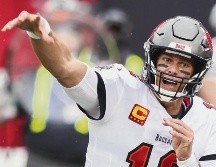 SE ASIENTA. Tom Brady lideró a Tampa Bay al triunfo al remontar una desventaja de 17 puntos. AFP• J. Gilbert