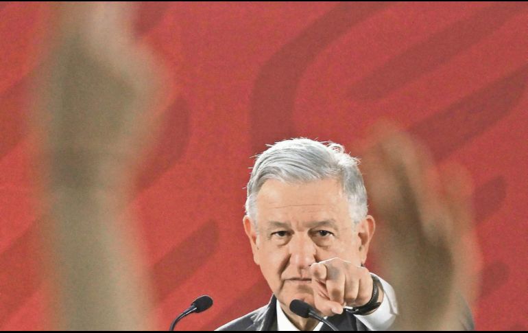 PALACIO NACIONAL. Andrés Manuel López Obrador, en una de sus conferencias de prensa que han sido bautizadas como “La Mañanera”. NTX / ARCHIVO