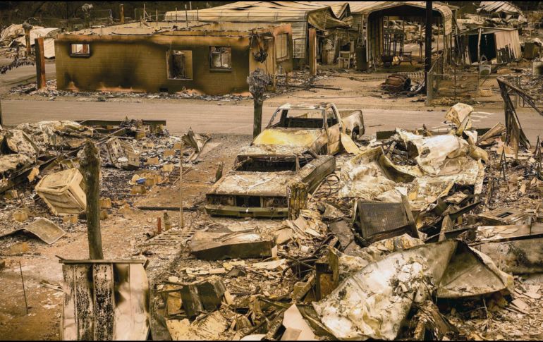 TRAGEDIA. Los incendios siguen fuera de control en el Oeste de Estados Unidos. AP