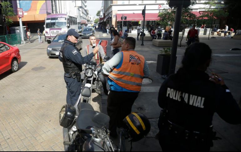La Policía de Guadalajara realiza el operativo en conjunto con la Policía Vial. EL INFORMADOR / ARCHIVO