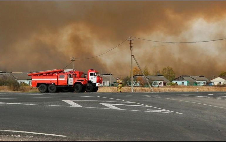 Detallan que 189 soldados participan en la contención de las llamas. AP/Departamento de Emergencias de Riazán