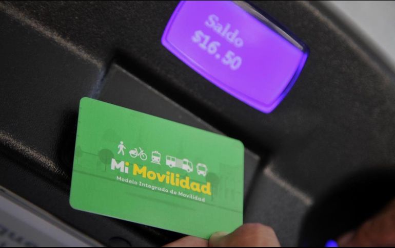 Las recargas a la tarjeta de transporte se pueden realizar en cajas de las tiendas de conveniencia, desde cinco hasta 250 pesos. ESPECIAL/ Gobierno de Jalisco