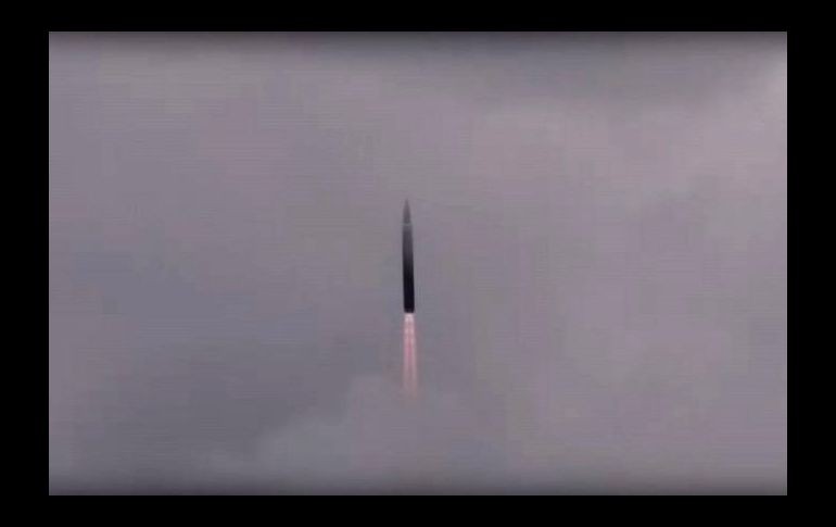 El misil alcanzó con éxito un objetivo en el mar de Barents. EFE/ARCHIVO
