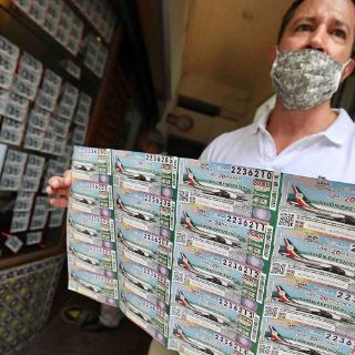 Rifa de avión: tras polémica, regresan "cachito" a pobladores en Veracruz