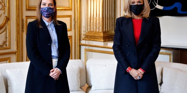 Beatriz Guti&eacute;rrez M&uuml;ller viaja a Par&iacute;s a encuentro con Brigitte Macron